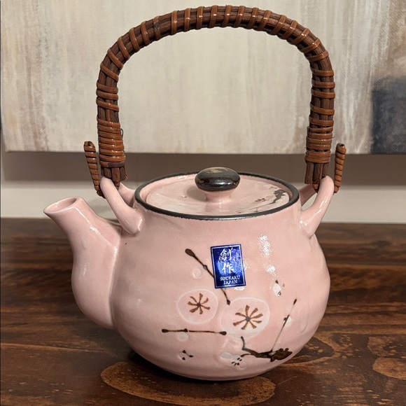 Vintage Sousaku Japan Ceramic Pink Teapot Cherry Blossoms Bamboo Handle - Picture 8 of 8